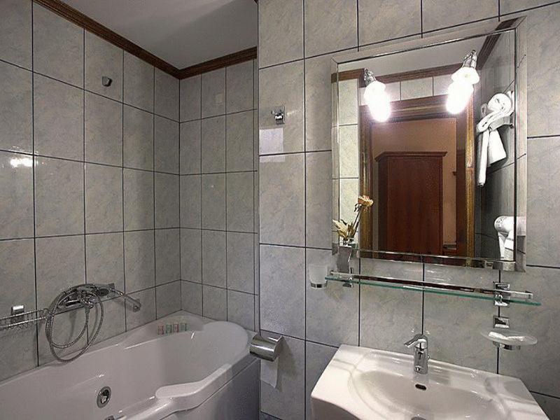 Egnatia Hotel Ioannina Eksteriør billede