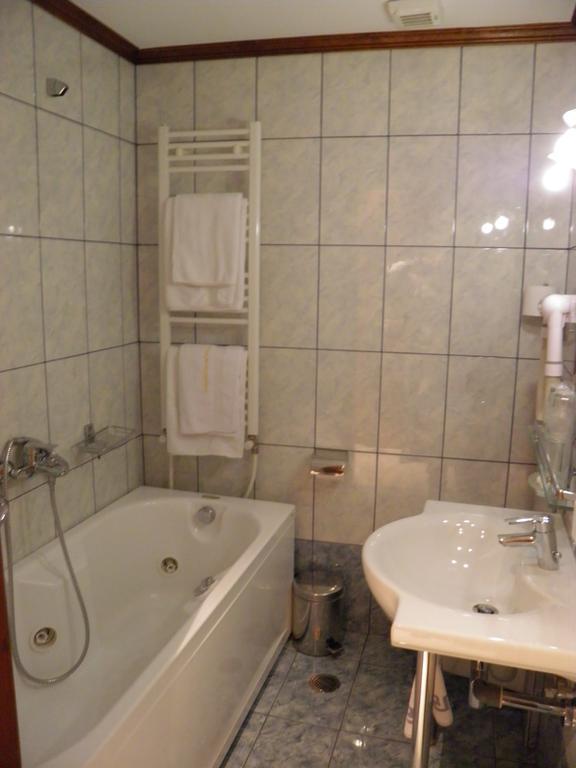 Egnatia Hotel Ioannina Værelse billede