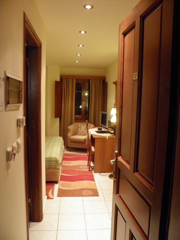Egnatia Hotel Ioannina Værelse billede